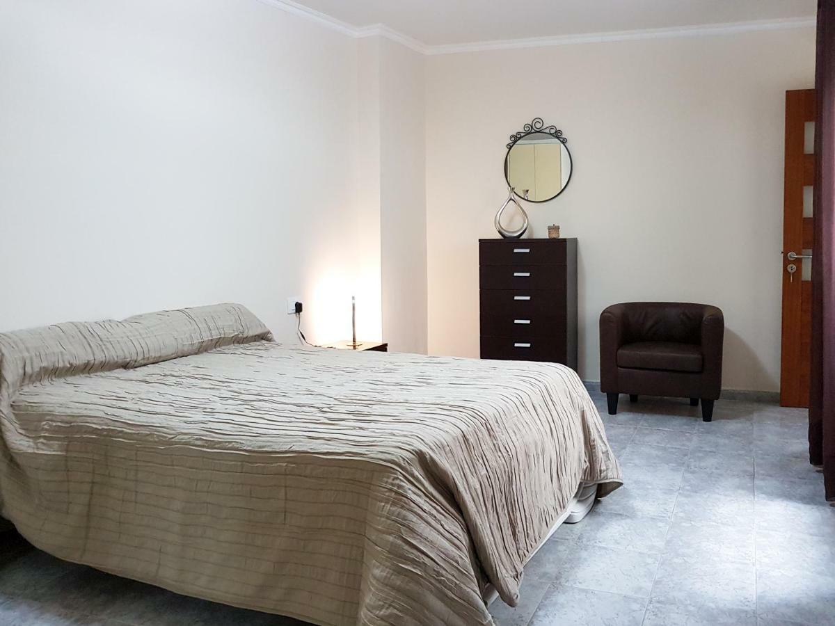 Casa Julia 2 Gran Piso Vistas Playa Teresitas 4 Pax Apartment *