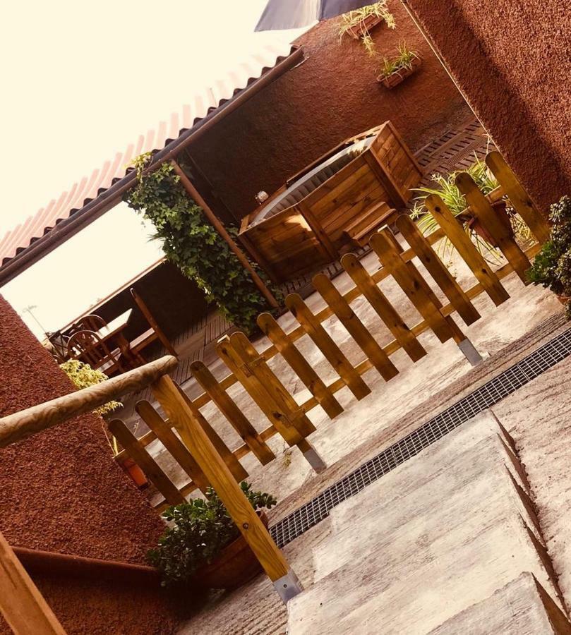 Canales