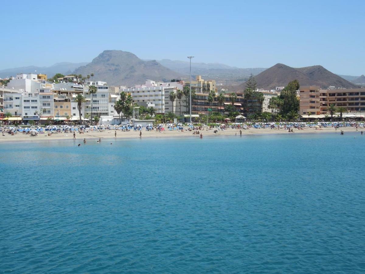 Casa Azul Only 200 Meters To The Beach, Free Wifi, Balcony Apartment