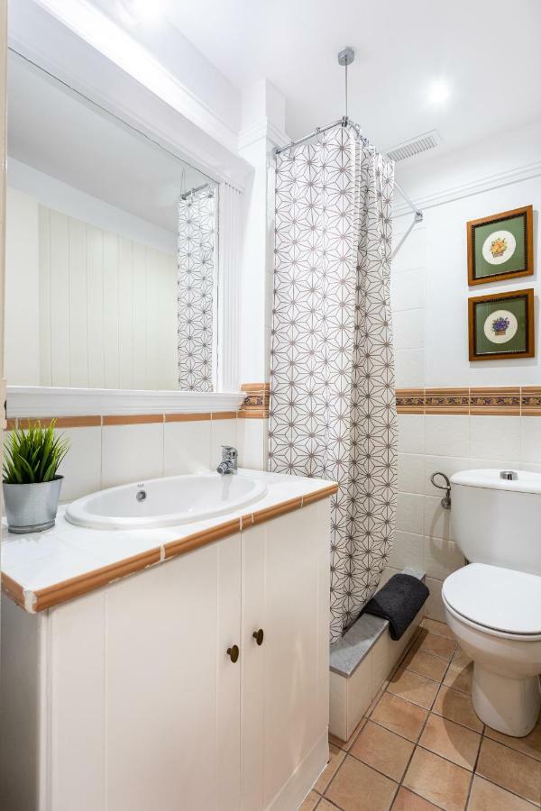 Holiday home Home2book Stunning Ocean Views Pool