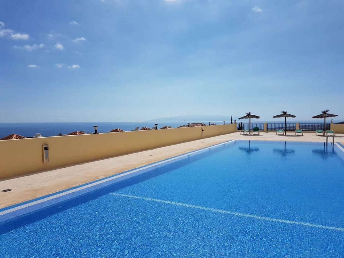 Hébergement de vacances Roque Del Conde With Fantastic Sea View, Terrace, Pool, Wifi, Sat-tv, Garage