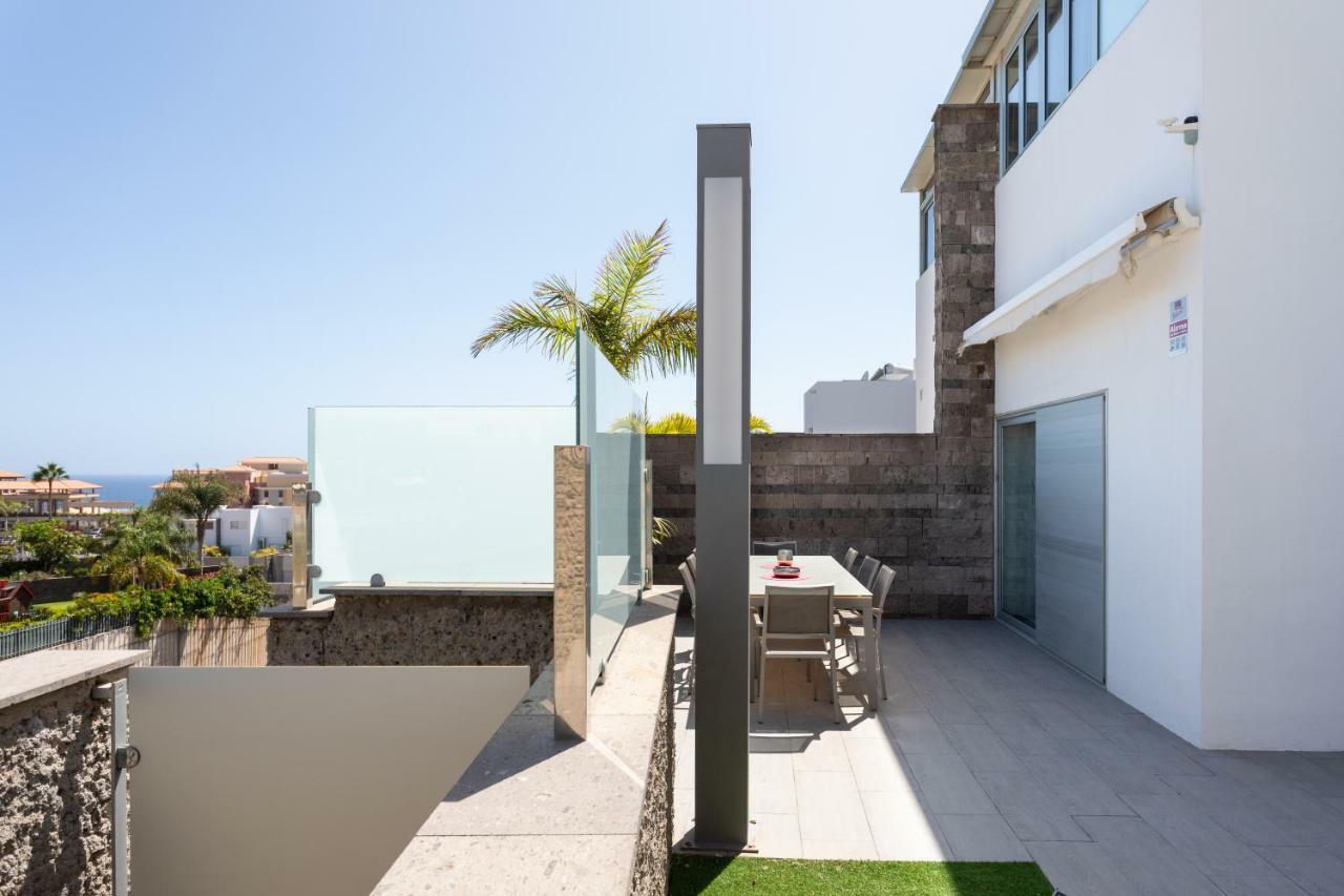 Villa Luxury Bkm In Playa Del Duque Costa Adeje (Tenerife)