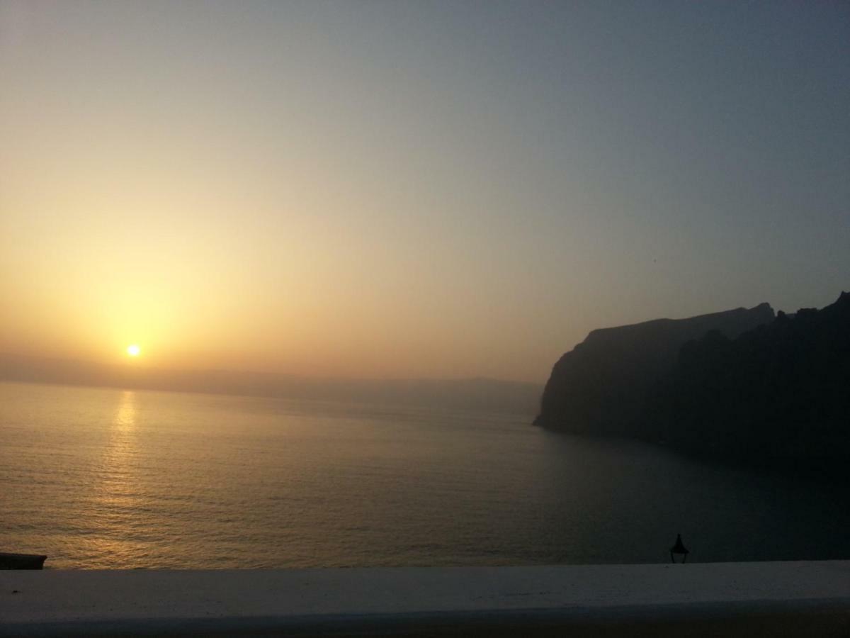 Enjoy Holiday-wonderful Views Apartment