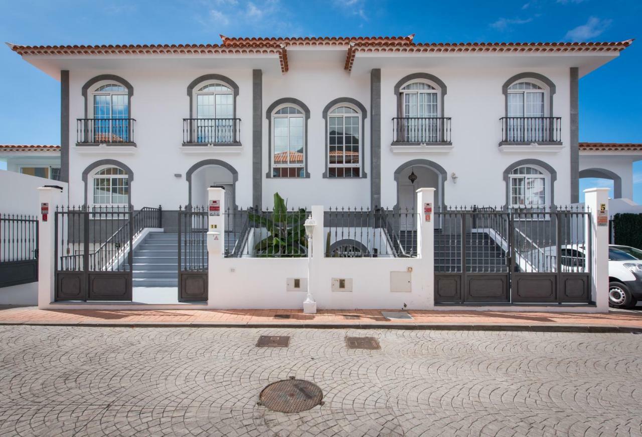 Luxury White With Sea View, Heated Pool Costa Adeje (Tenerife)