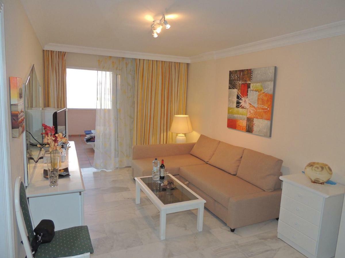 Romantic Retreat With Marine View *