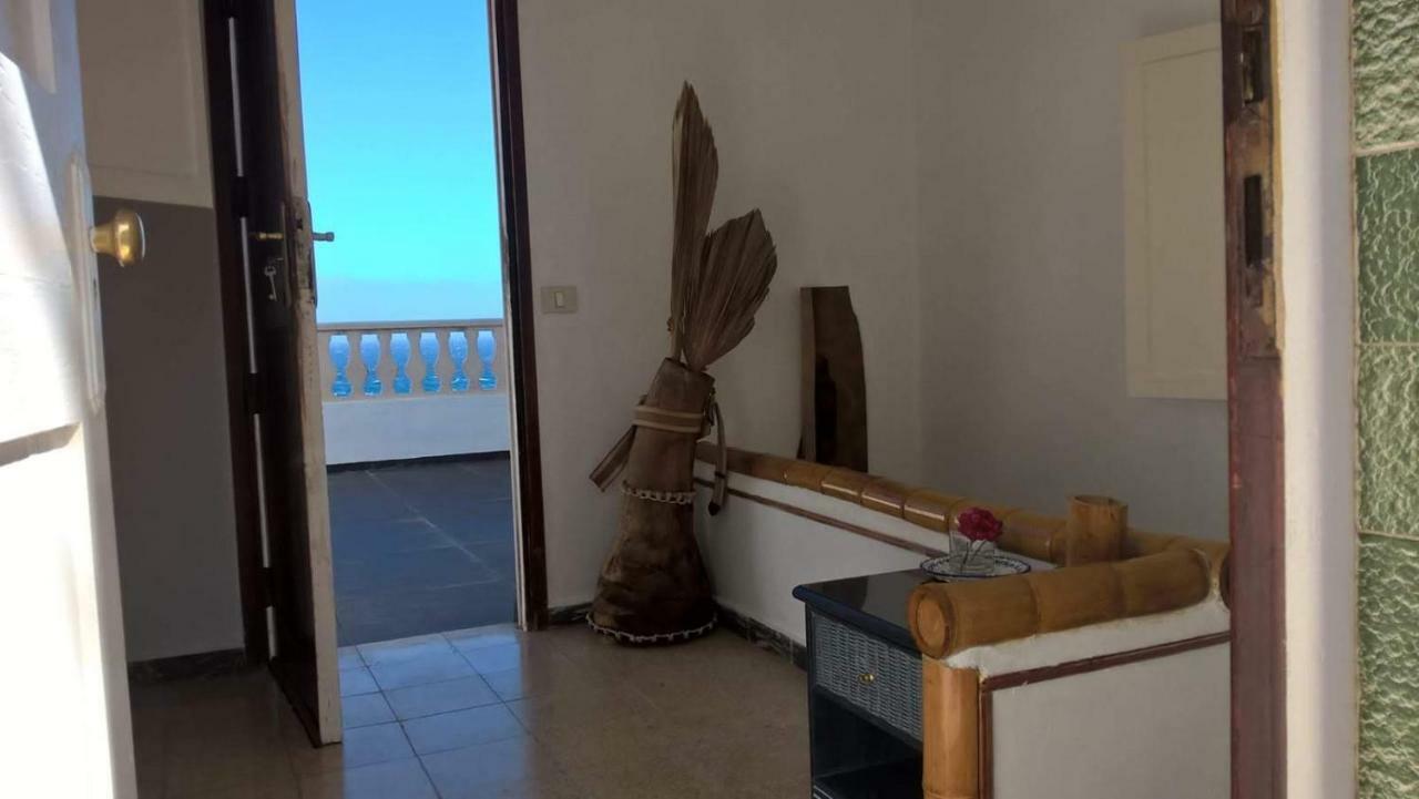 Caleta Roques Holiday home