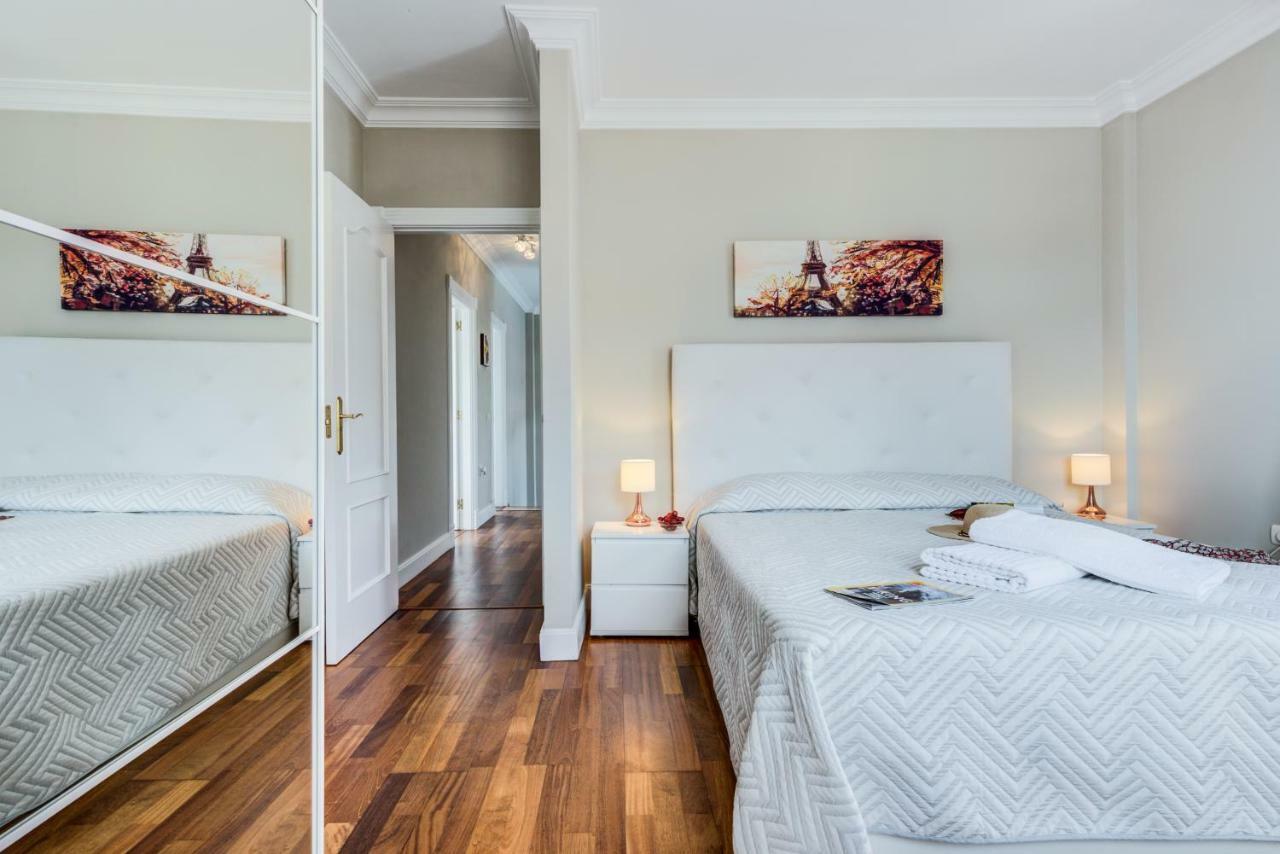 Luxury White With Sea View, Heated Pool Villa *