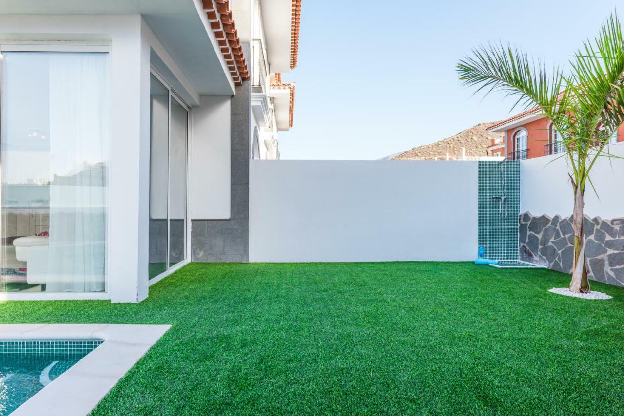Villa Luxury White With Sea View, Heated Pool