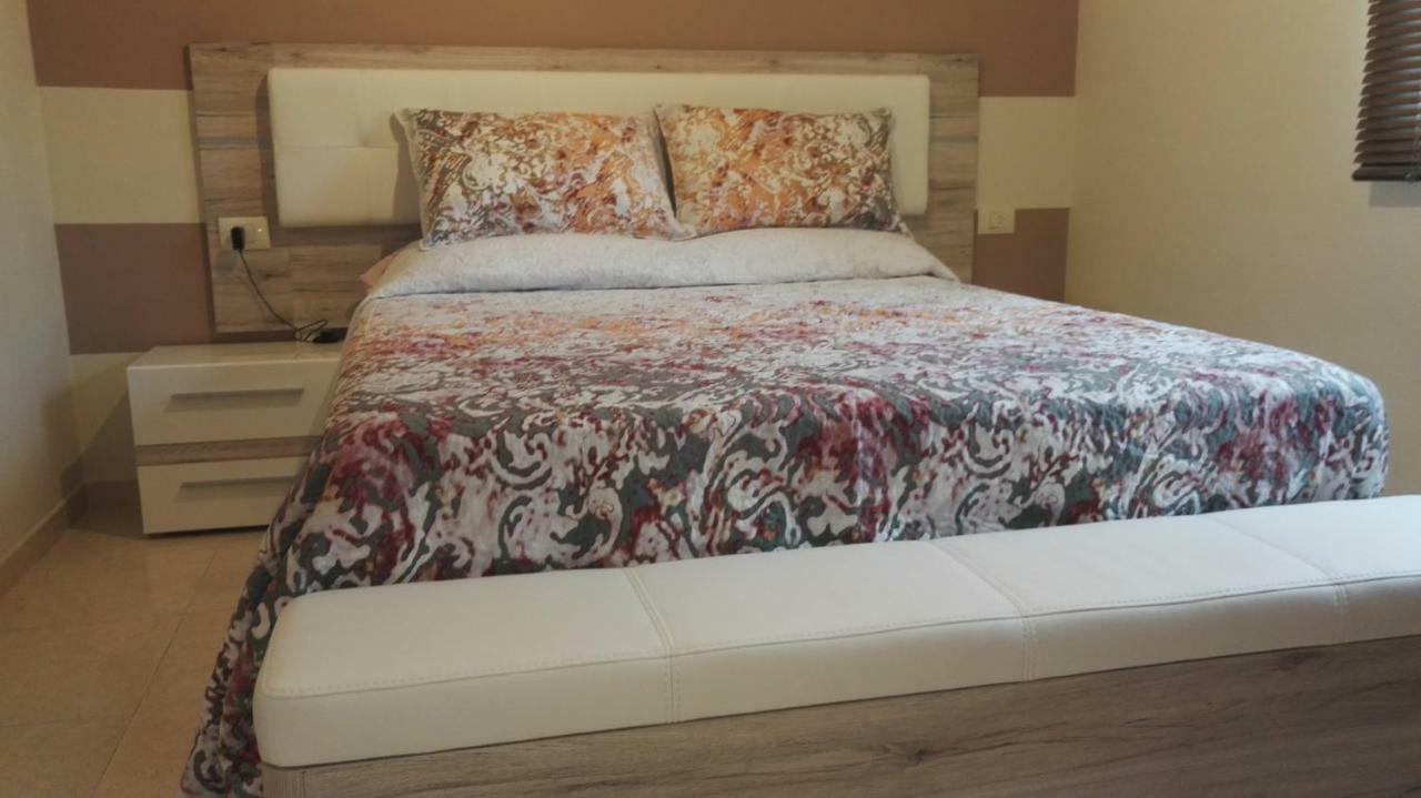 Holiday home Tenerife Low Cost Solution & Family Treatment!