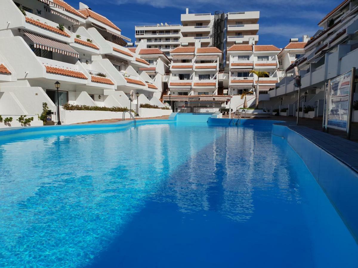 Casa Flores With Heated Pool, Only 490 Meters To The Beach, Balcony, Wifi