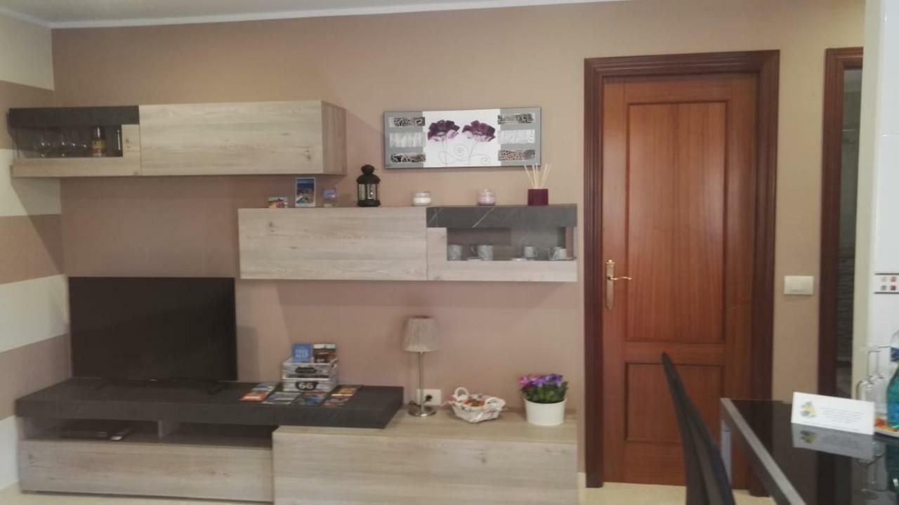 Tenerife Low Cost Solution & Family Treatment!