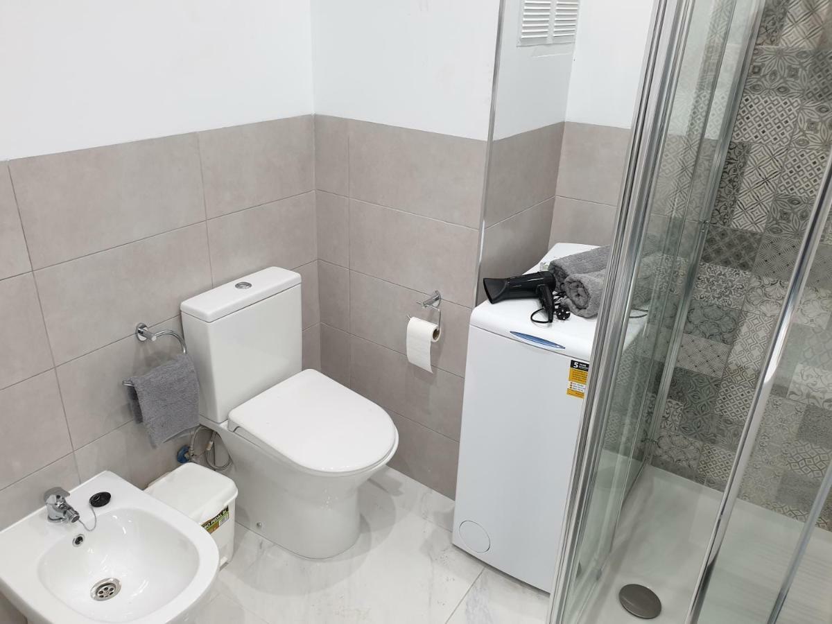 Casa Flores With Heated Pool, Only 490 Meters To The Beach, Balcony, Wifi Apartment *