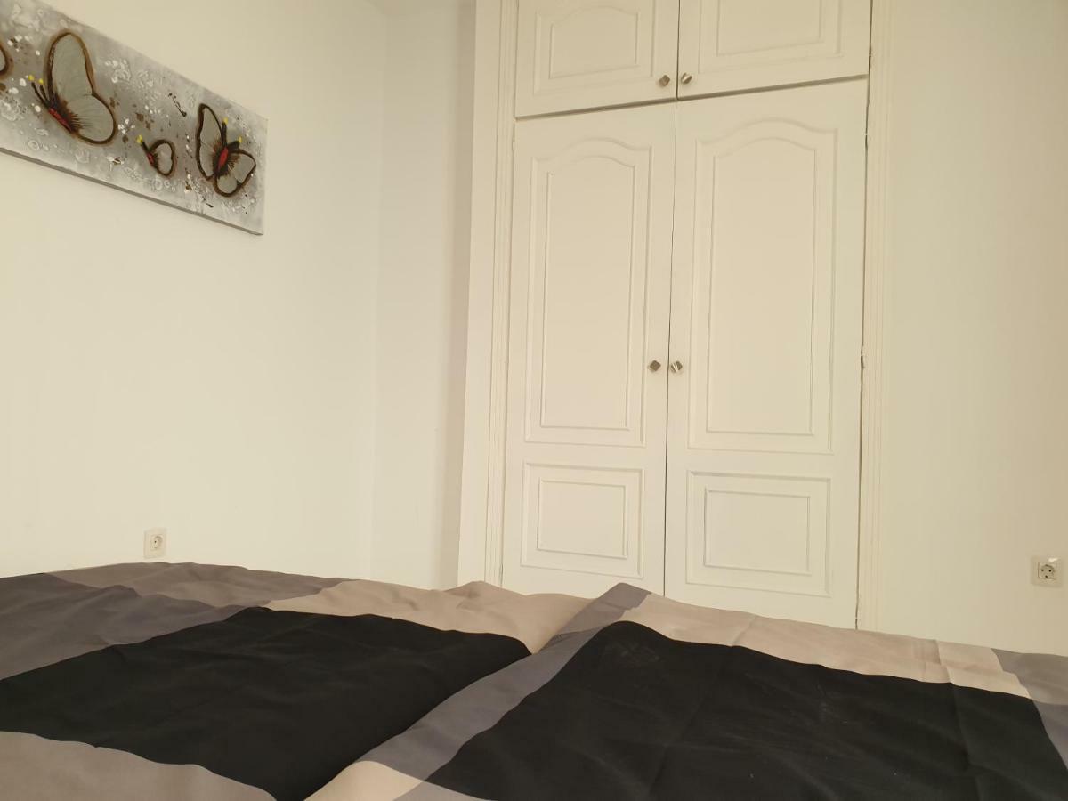 Apartment Casa Flores With Heated Pool, Only 490 Meters To The Beach, Balcony, Wifi Arona (Tenerife)