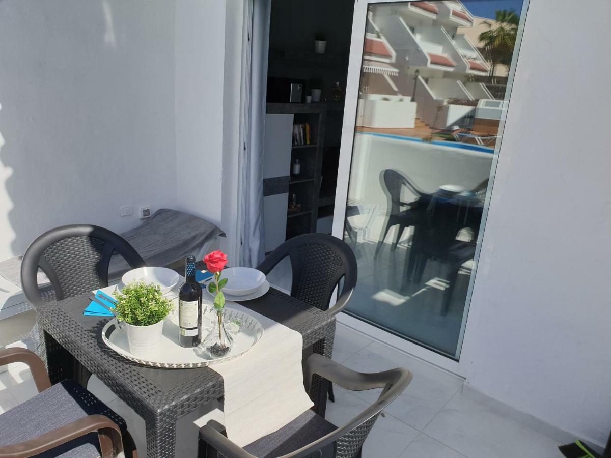 Casa Flores With Heated Pool, Only 490 Meters To The Beach, Balcony, Wifi Apartment Arona (Tenerife)