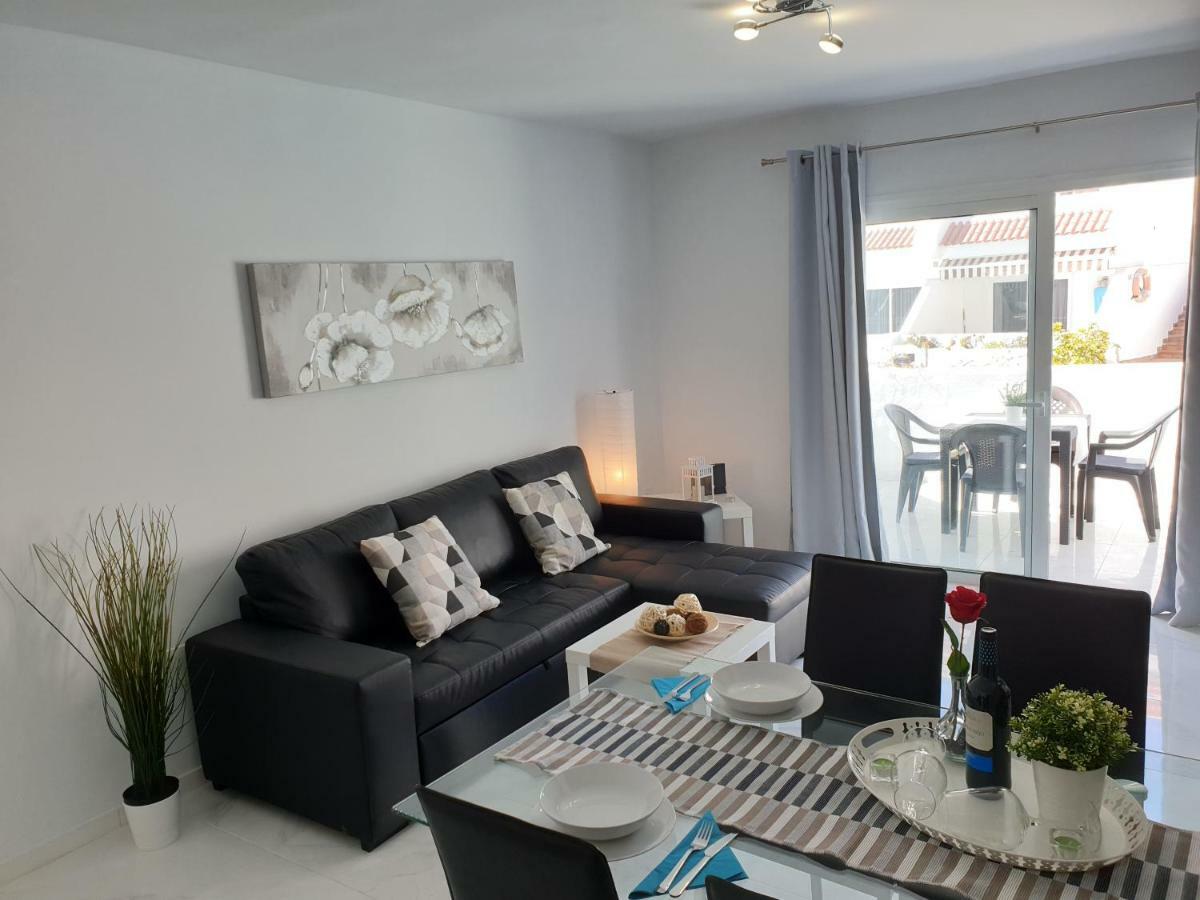Apartment Casa Flores With Heated Pool, Only 490 Meters To The Beach, Balcony, Wifi *