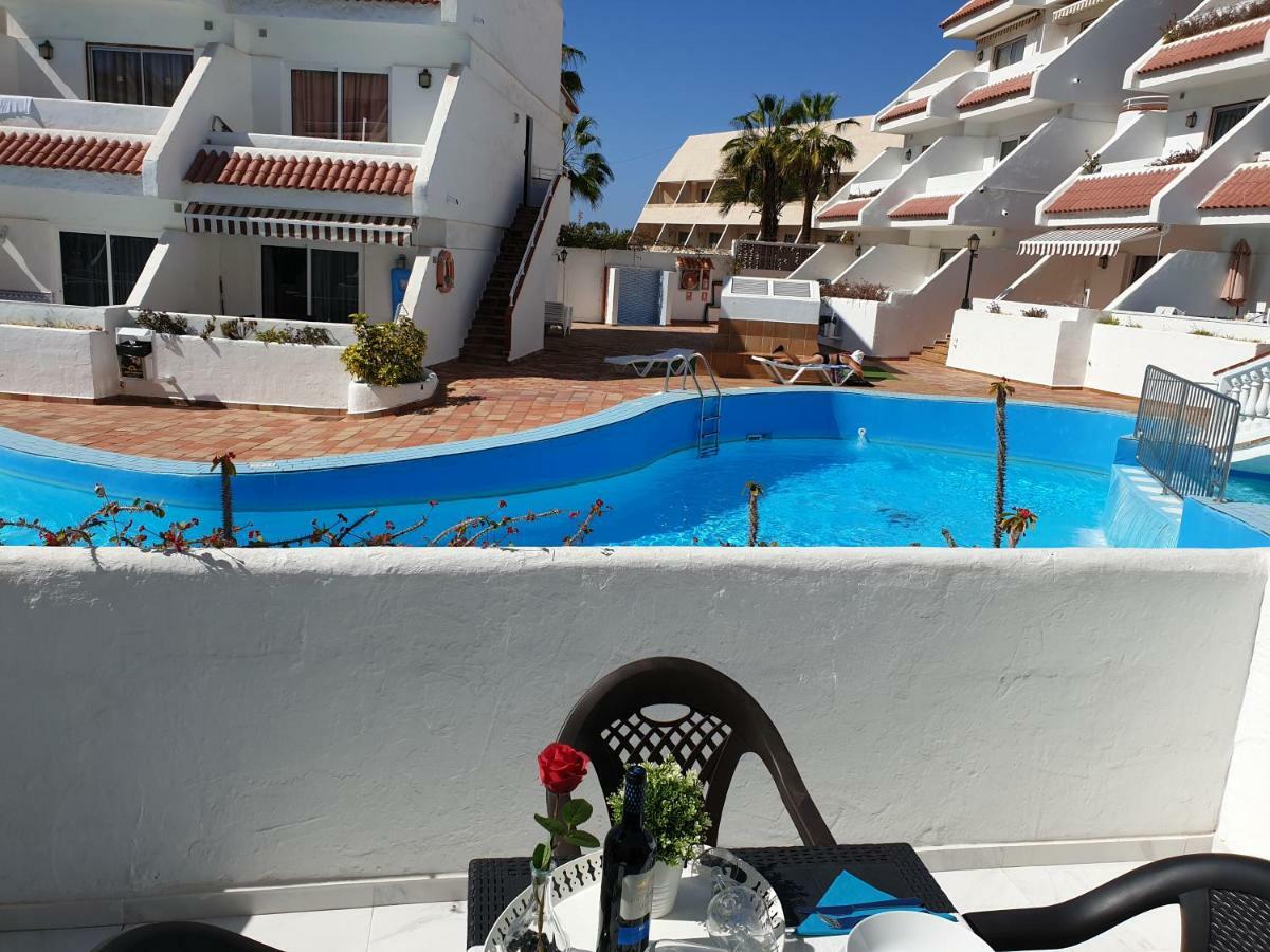 Apartment Casa Flores With Heated Pool, Only 490 Meters To The Beach, Balcony, Wifi Arona (Tenerife)
