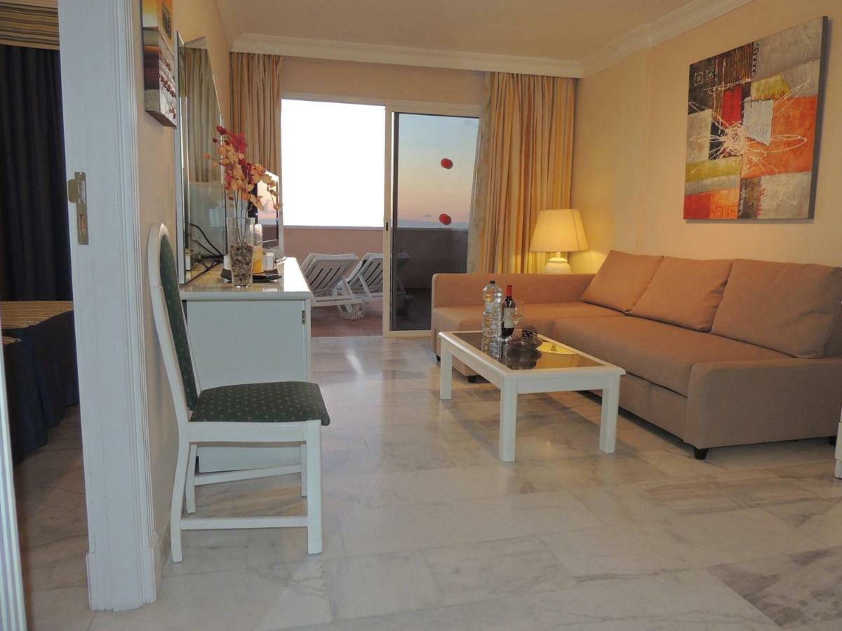 Romantic Retreat With Marine View Apartamento Acantilado de los Gigantes