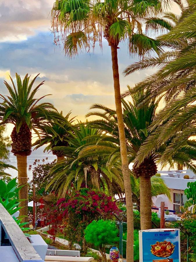 First Line Seaview Apartment Costa Adeje (Tenerife)