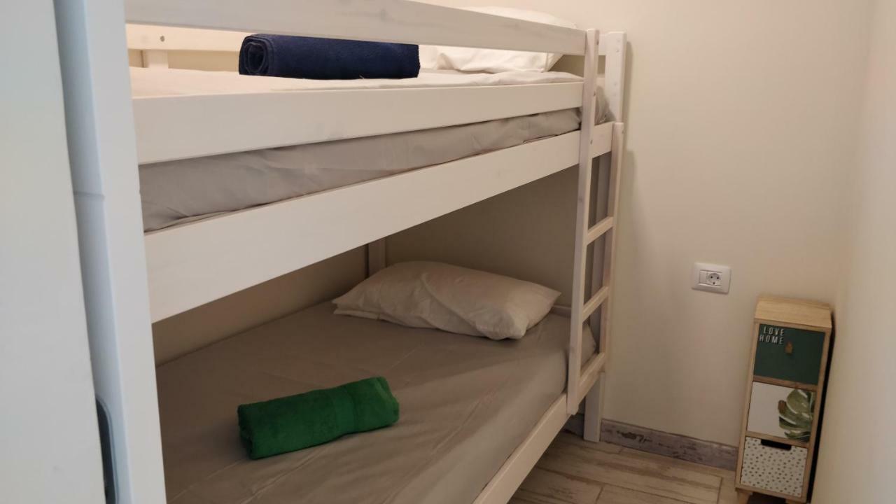 New Deluxe Stunned Seaview 2 Bed * Costa Adeje (Tenerife)