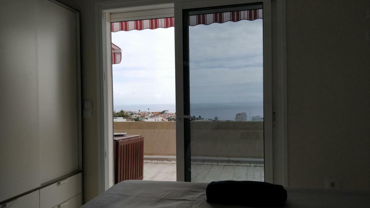 New Deluxe Stunned Seaview 2 Bed Apartment