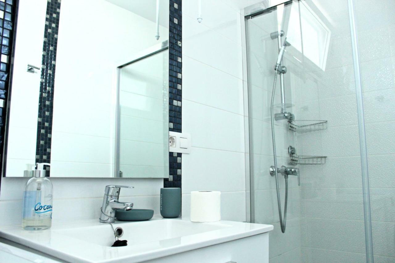 Apartment Aircon Americas 2min Off A 1 Bedrm Wifi Playa de las Americas (Tenerife)
