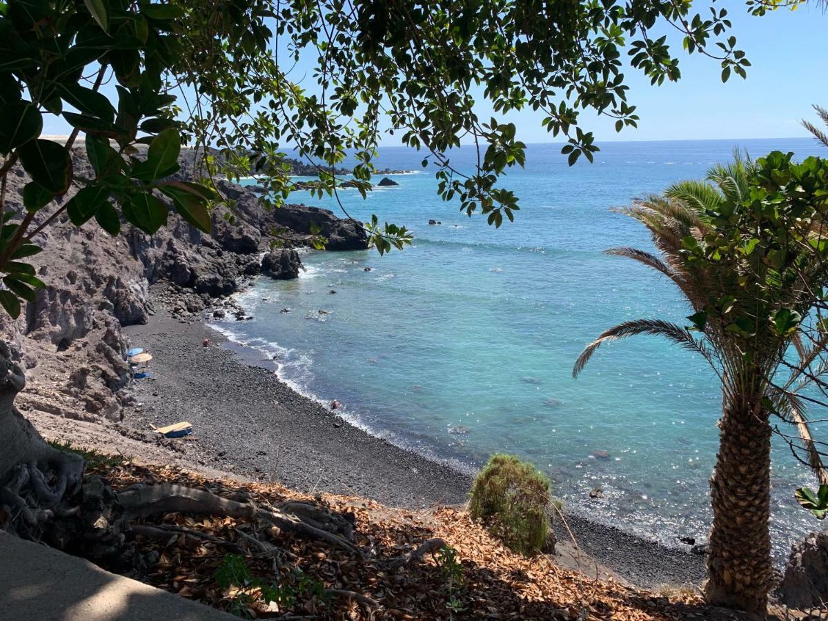 Center A 5 Minutos Del Paseo Y Playas Apartment *