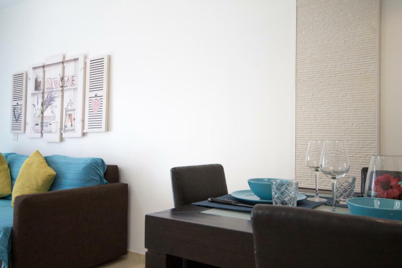 Cozy With Garden Apartamento