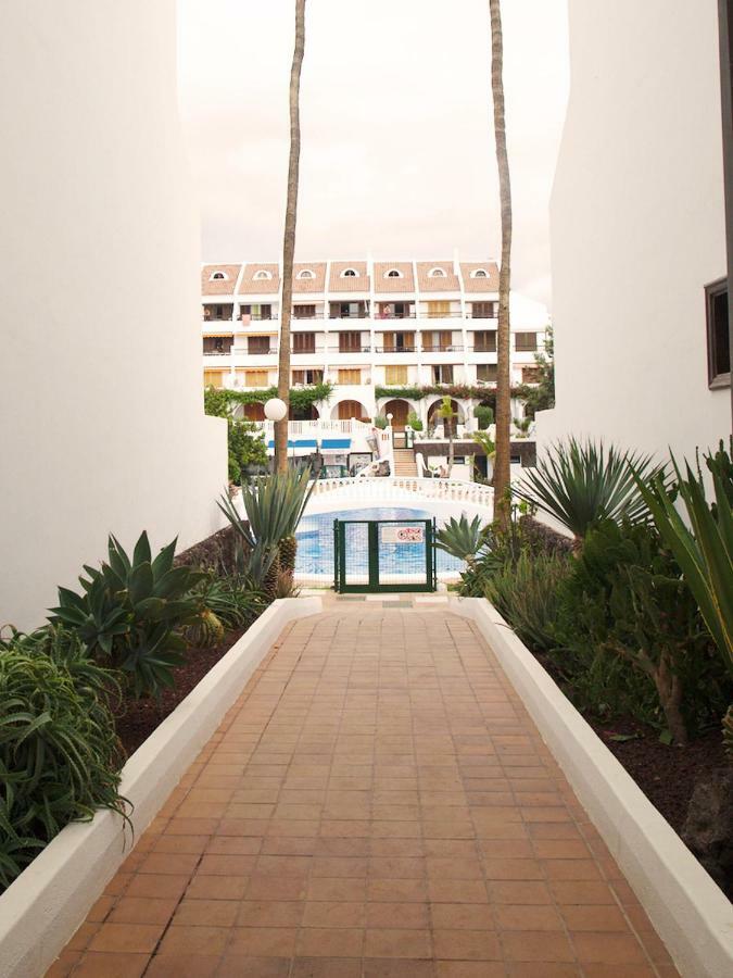 2 Min Walk To - Private Solarium *