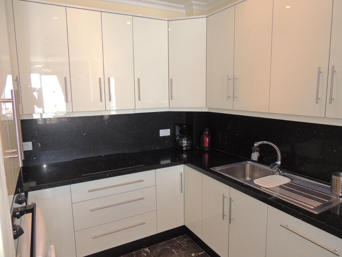 Luxury Apt. With Stunning Sea View