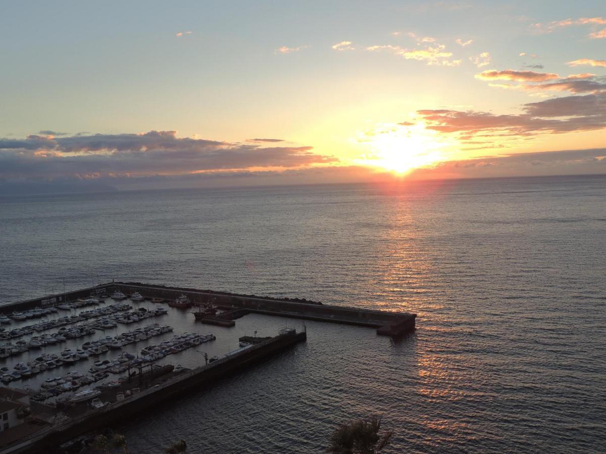 Luxury Apt. With Stunning Sea View