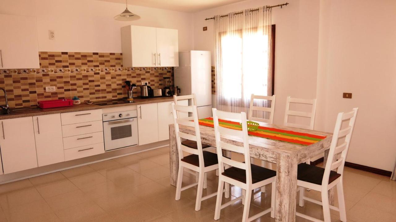 Large On Golf Course Apartamento