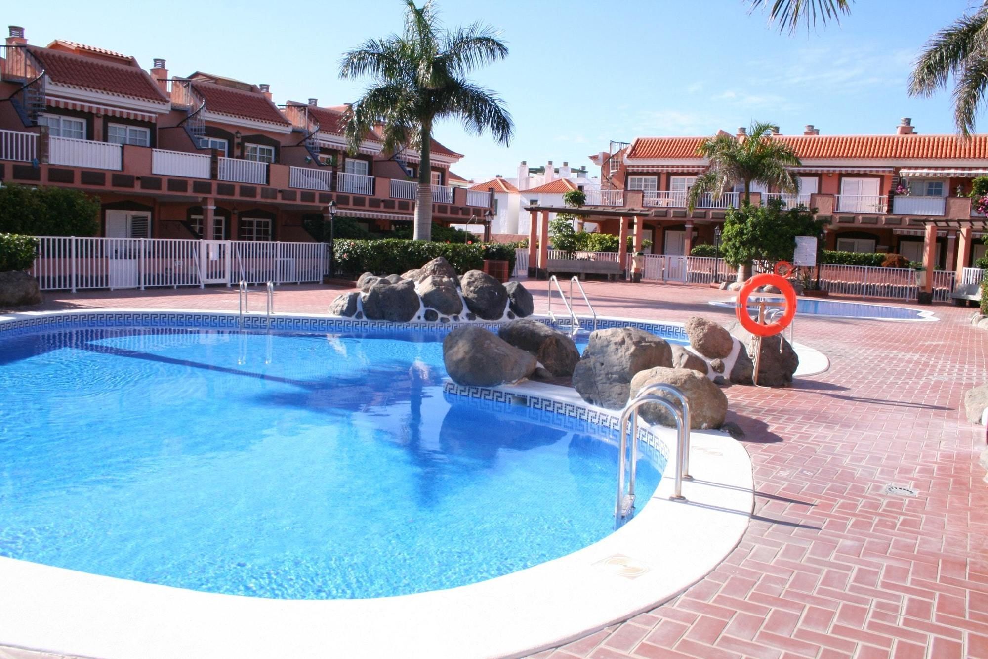 With One Bedroom In Arona, With Pool Access And Furnished Te Arona (Tenerife)