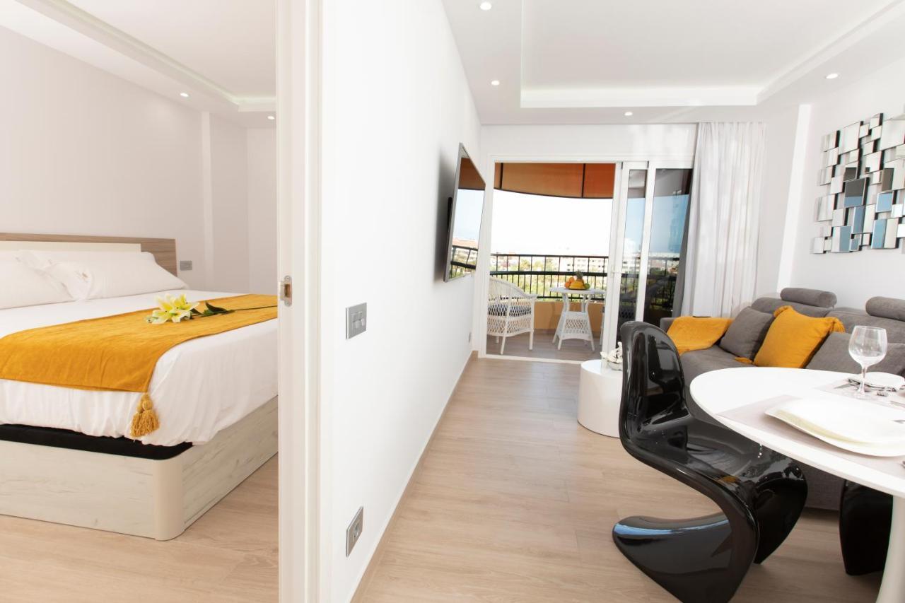 Luxury Boutique In Torres Del Sol Apartamento