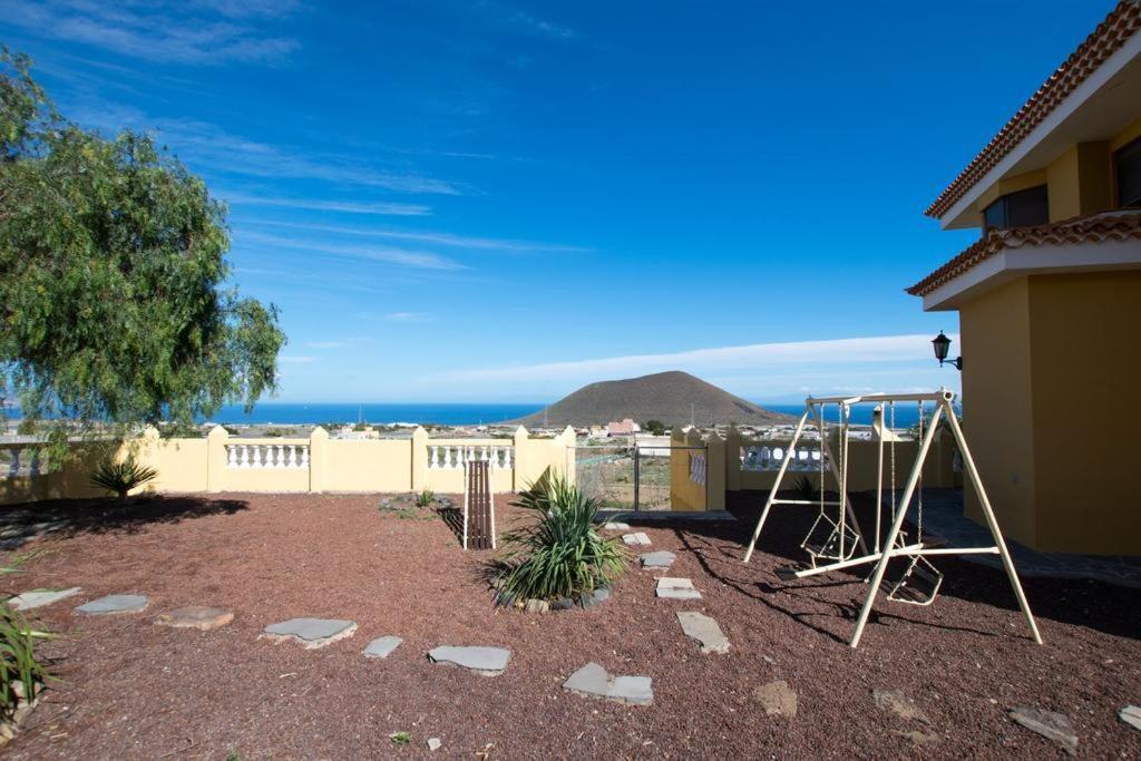 Rural With Private Pool Villa *
