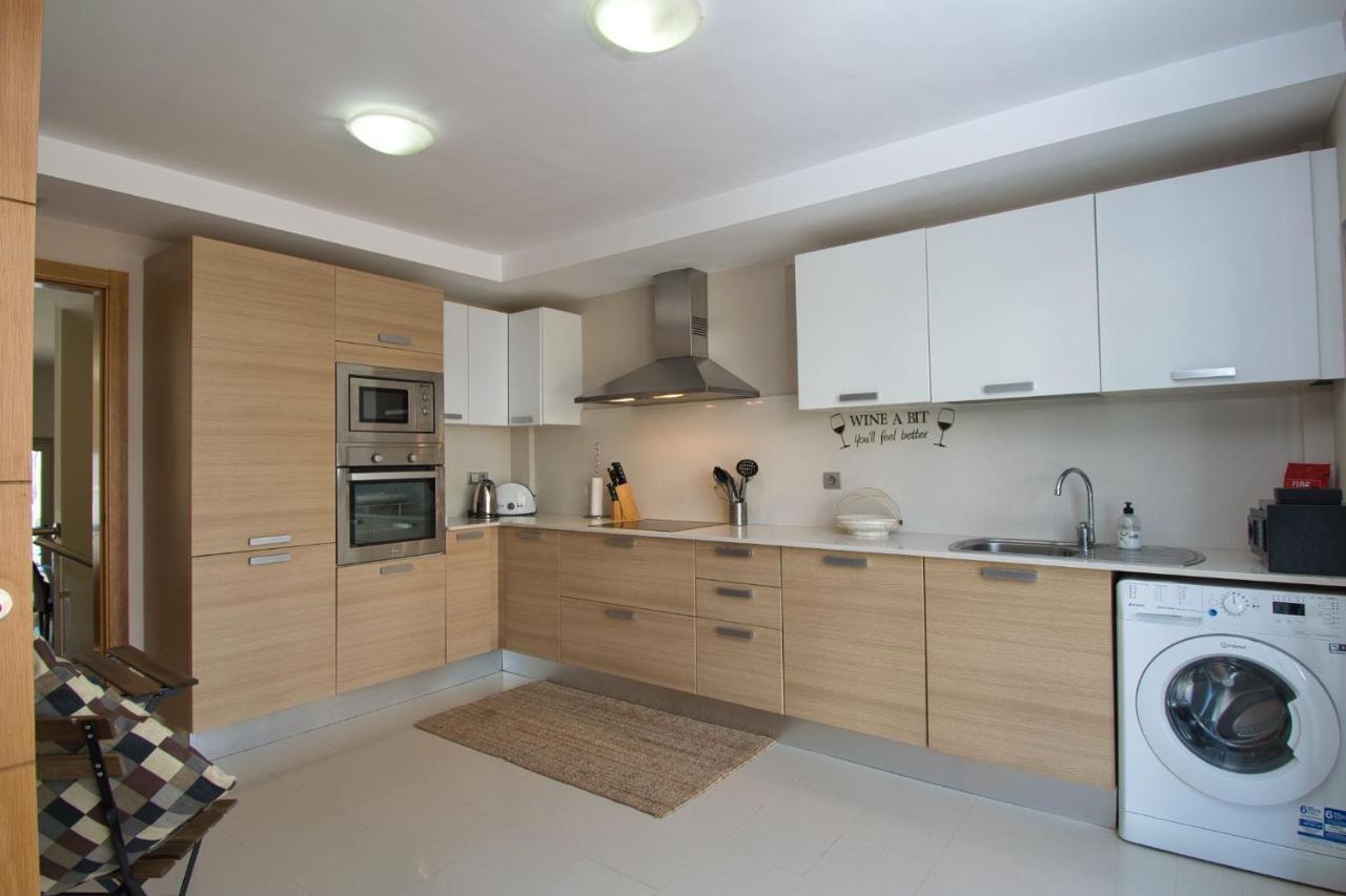 Sun Bay Villas, Lovely 3 Bed With Private Pool & Sea Views