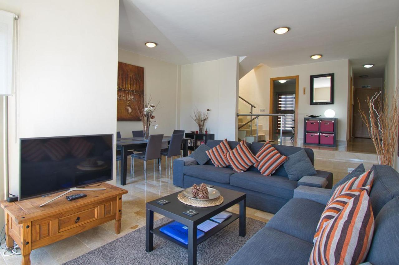 Sun Bay Villas, Lovely 3 Bed With Private Pool & Sea Views *
