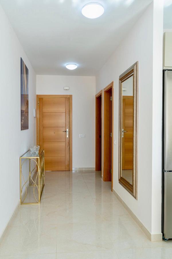 Apartment Esmeralda. Lovely And New Right By The Ocean! Callao Salvaje