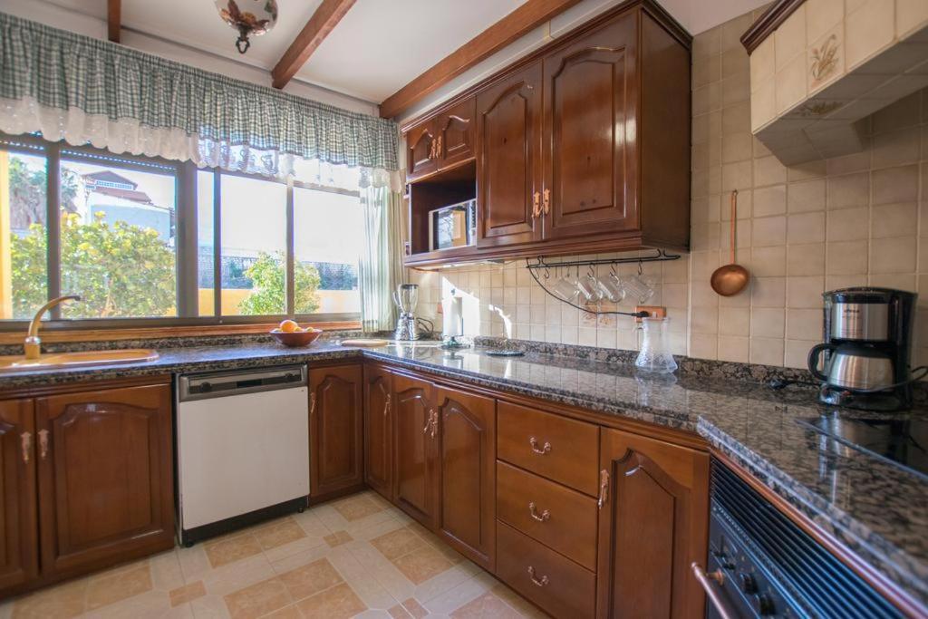 Rural With Private Pool Villa *