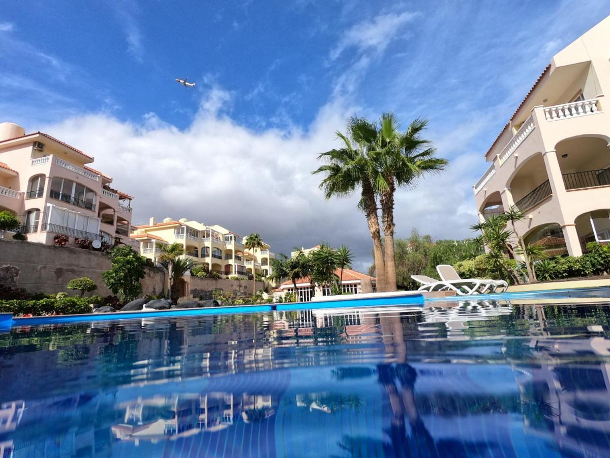 Cosy Well Located Tenerife Sur Golf