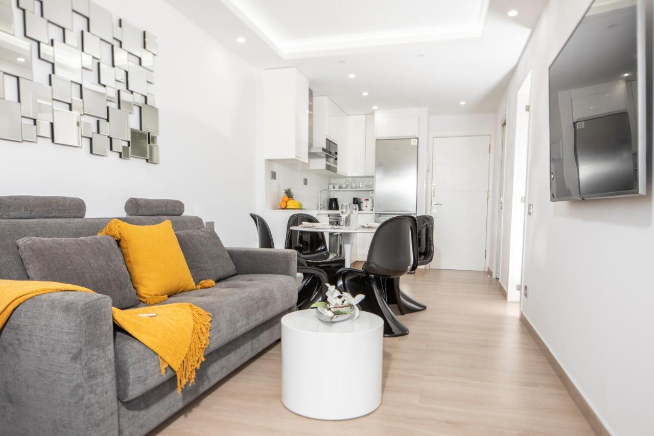 Luxury Boutique In Torres Del Sol Apartamento
