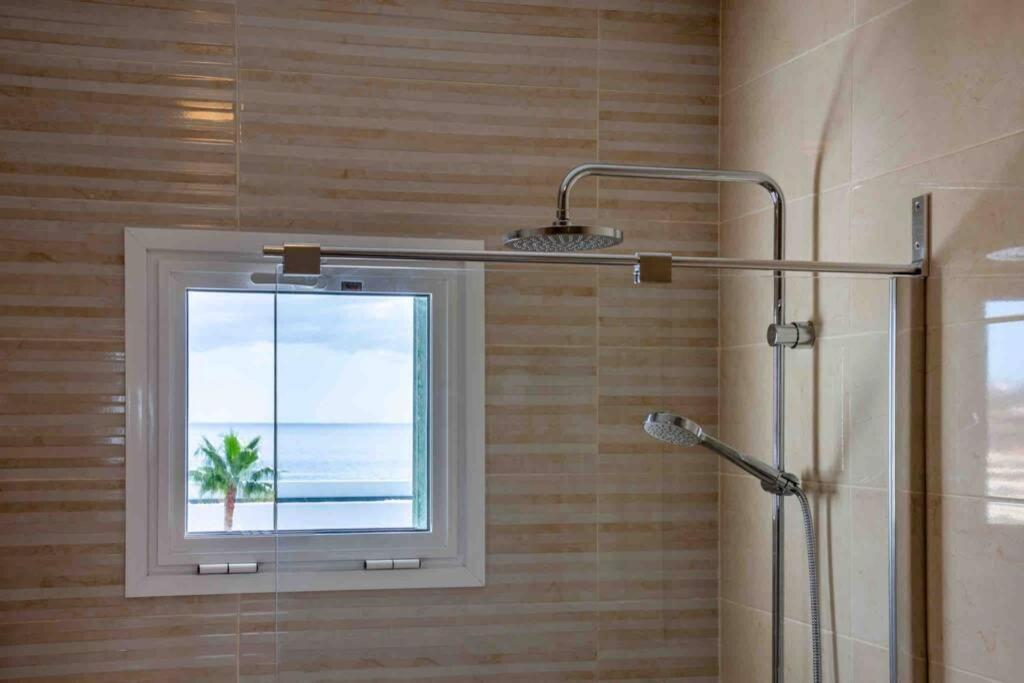 Esmeralda. Luxury. 1 Line Of The Ocean. View! Quality! *