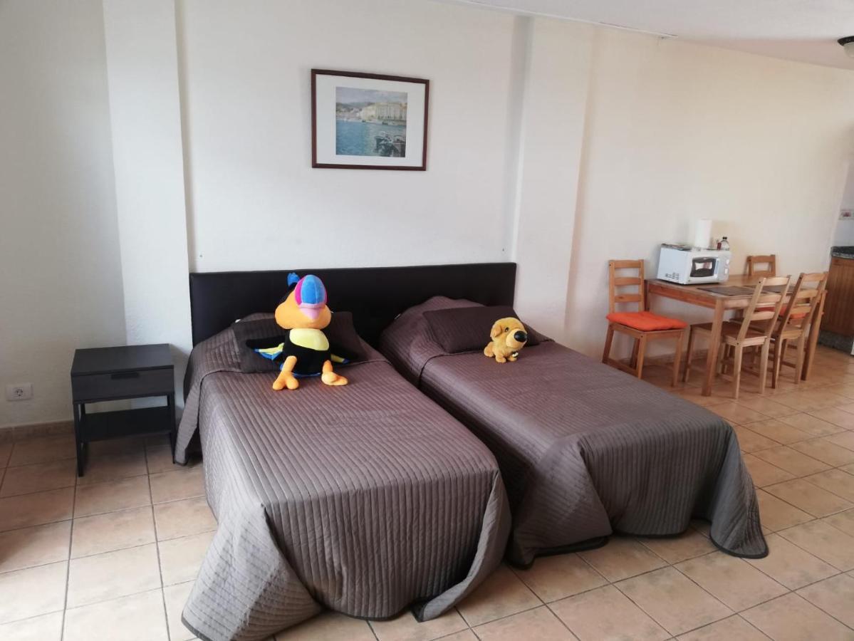 Apartment In Parque Cattleya, Playa De Americas