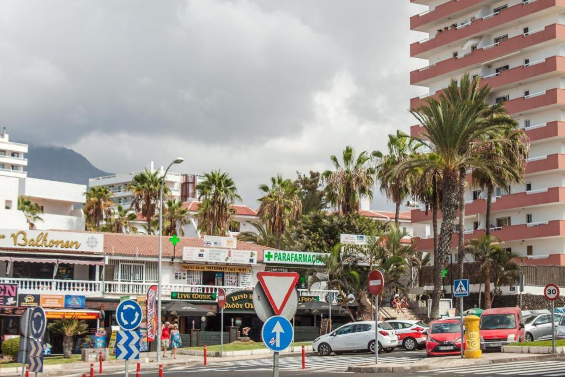 Apartment In Parque Cattleya, Playa De Americas Playa de las Americas (Tenerife)