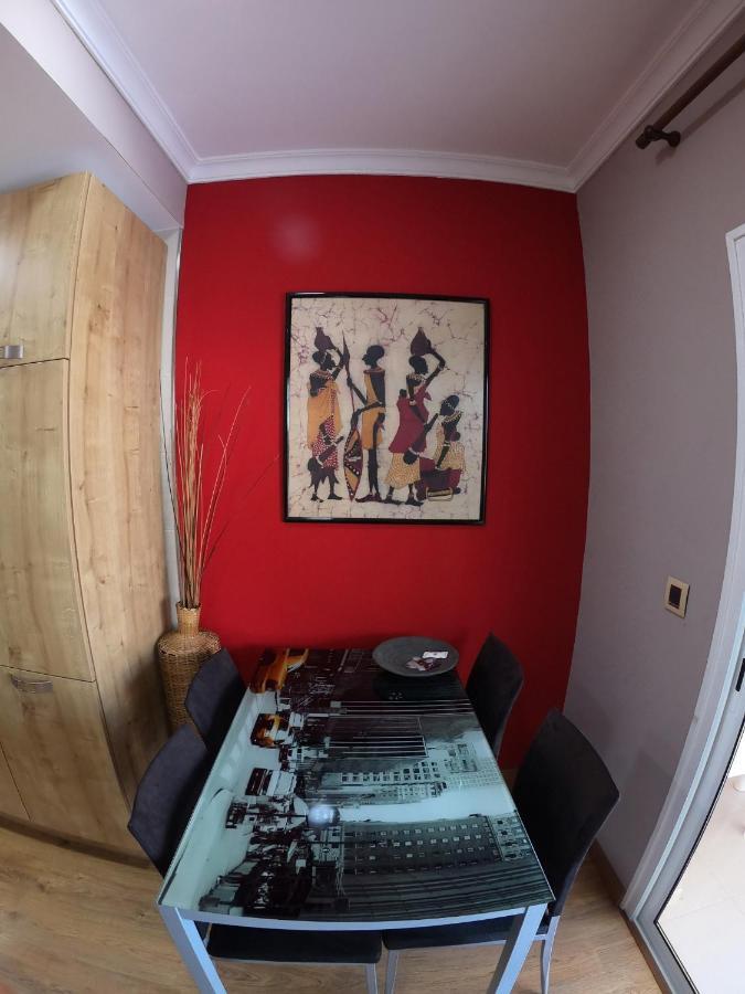 Cosy Well Located Tenerife Sur Golf Appartement
