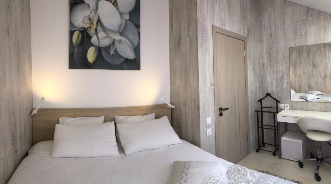 Lux&2jacuzzi. New! Golden Mile Americas, Parque Santiago 2. Pool Heated Sea Water 2 Bdr * Playa de las Américas