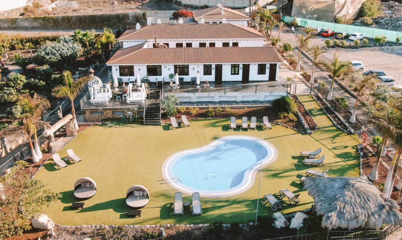 La Casa Nova 2*