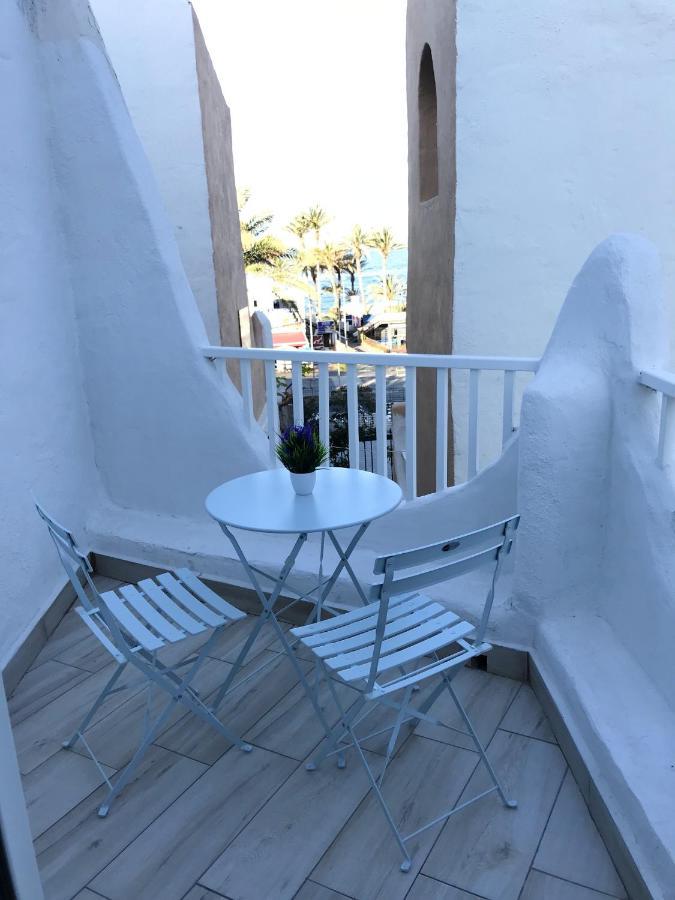 Hébergement de vacances Charming In Playa De La Americas With Sea View Playa de las Américas
