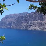 Magical Apt. With Sea View & Cliff