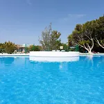 Home2Book Paradise Ocean View
