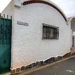 Casa Anna, Cerca La Playa